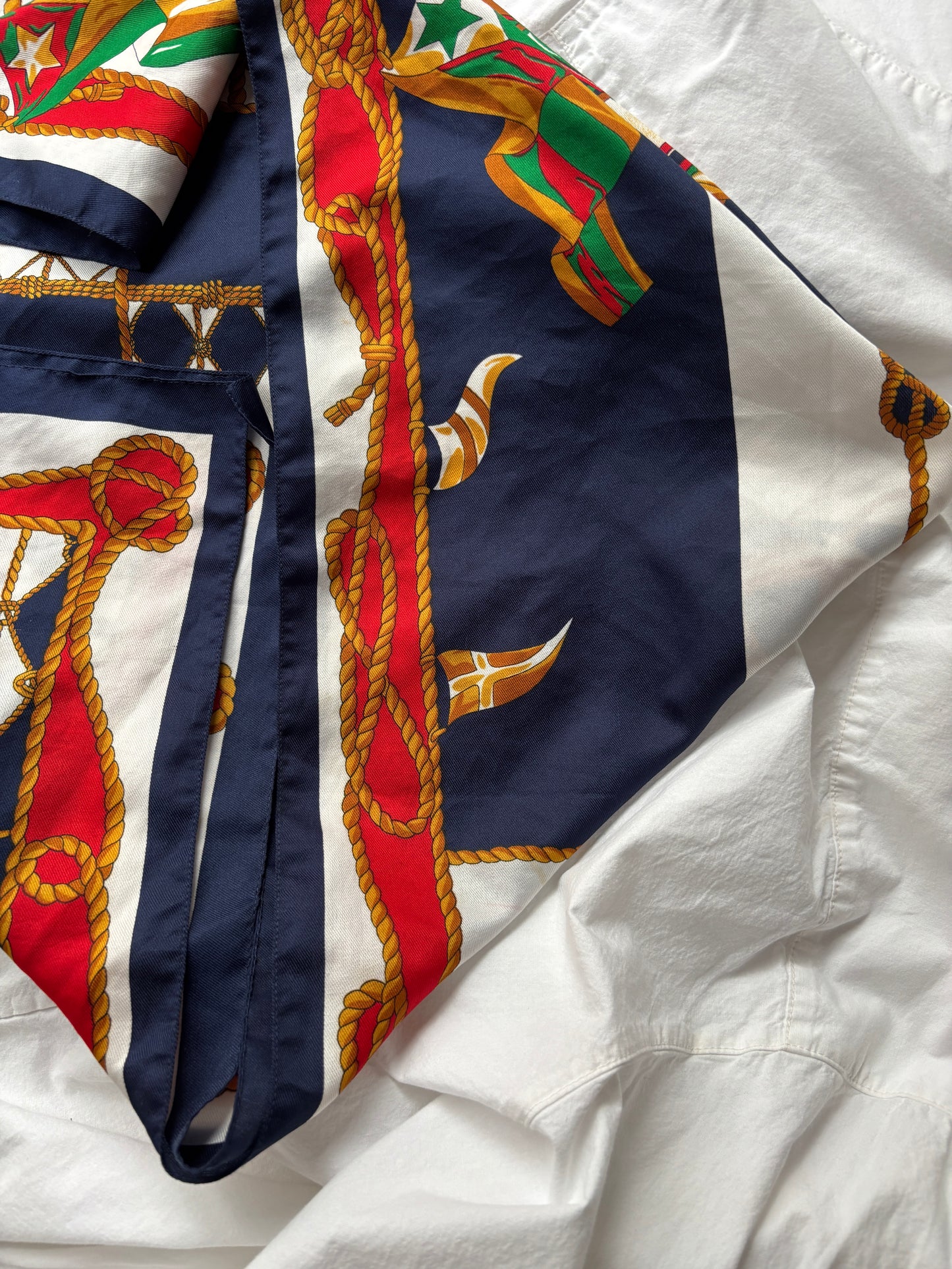 Vintage Marin Temalı Fular