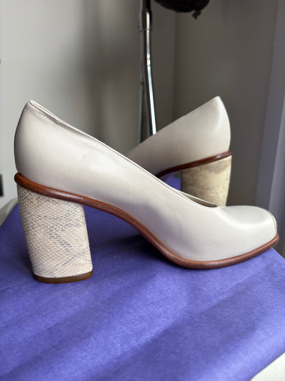 Vintage Deri Topuklu Ayakkabı